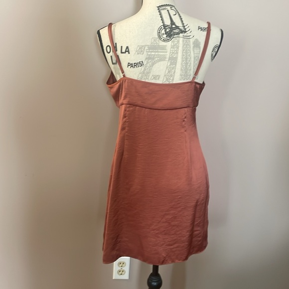 🍂 Wilfred Mini Dress Warm Rust- Medium - Picture 2 of 4